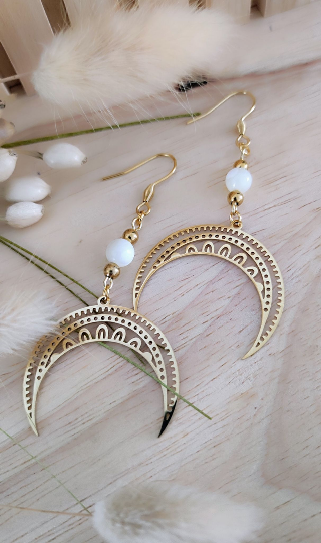 Boucles d'oreilles Fantaisie Lune et Nacre