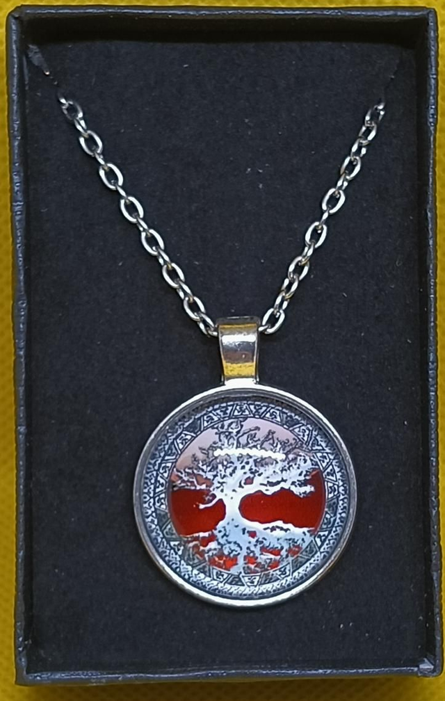 Tibetan Silver Tree Of Life Cabochon Pendant Necklace.