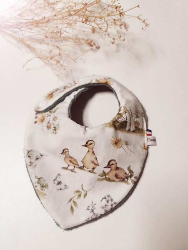 Bavoir bandana canetons 