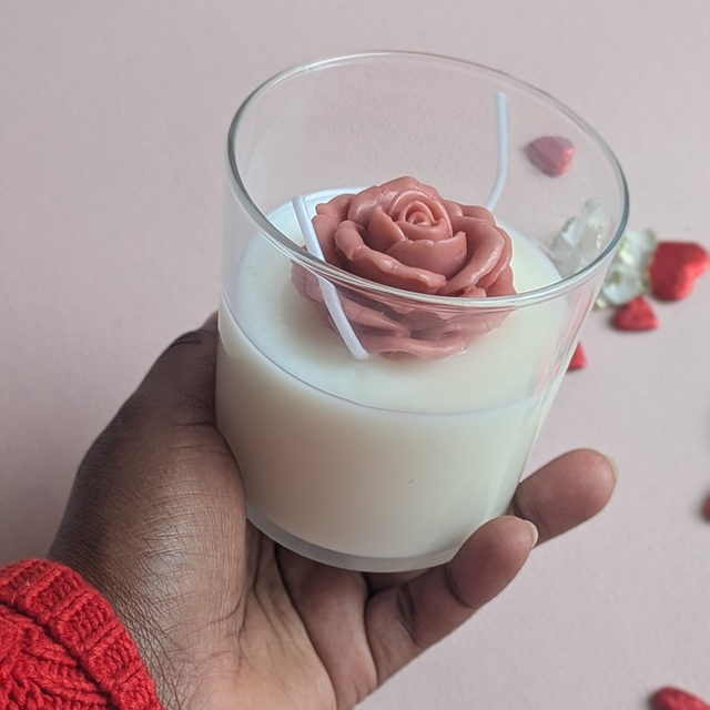 🕯️ Bougie rose pastel 197g – Jasmin