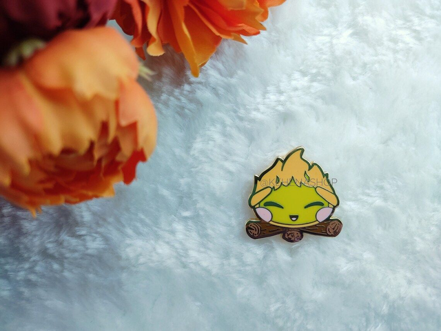 Calcifer Hard Enamel Pin | Howl no Ugoku Shiro/El castillo ambulante