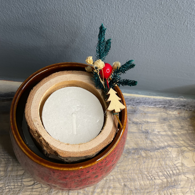 Rustic Christmas tea light candle’s holder with gift box.