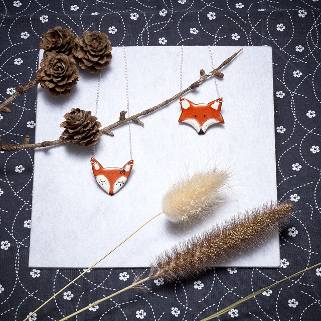 Collier les petits renards