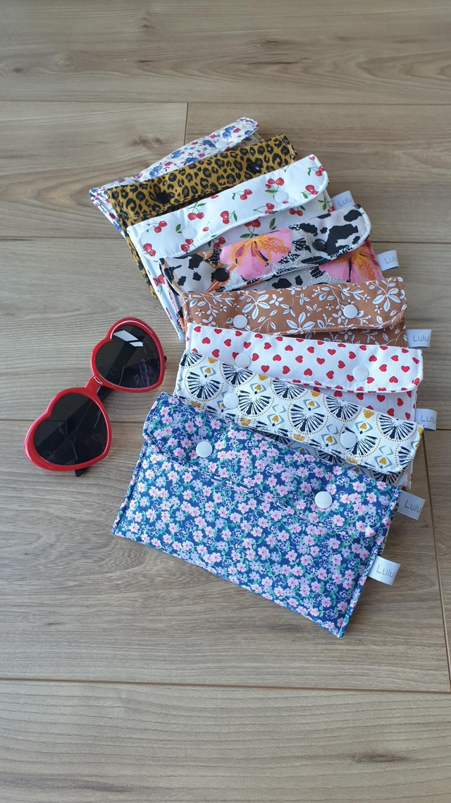 Étuis à lunettes ou téléphone léopard fleurs