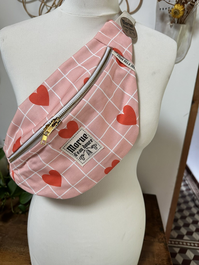 sac banane M rose coeur rouge