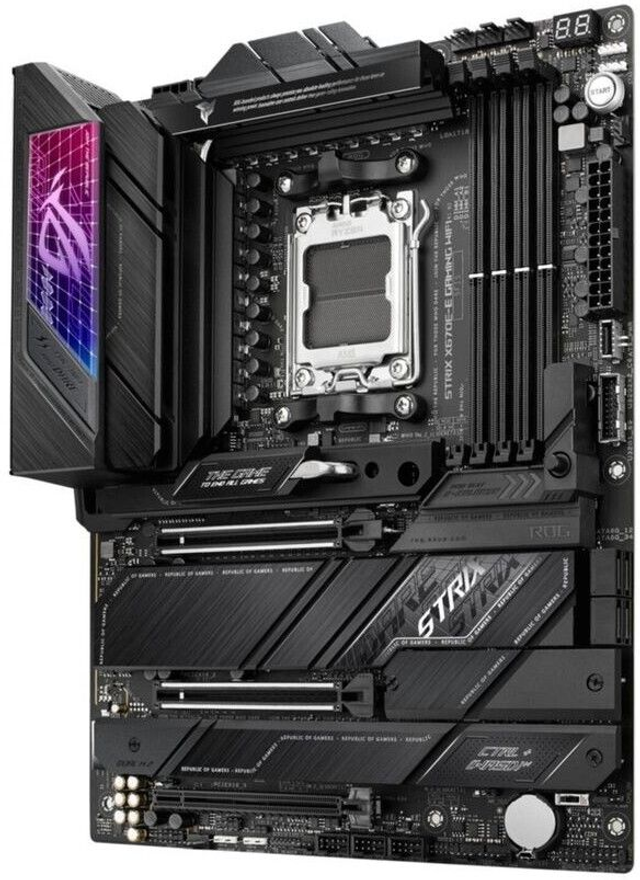 02.3.0009 – Scheda Madre ASUS ROG Strix X670E‑E Gaming WiFi – ATX high‑end nera RGB con WiFi 6E per Ryzen 7000/8000/9000