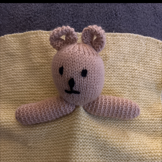 Lemon bear comfort blanket 