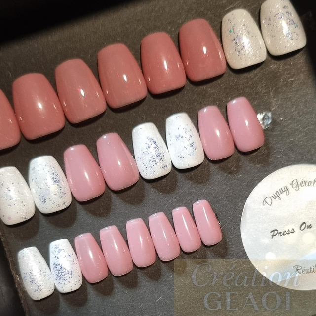 White coco blush ultra glitz coffin xs créer sur commande délai de 7jours ouvrable