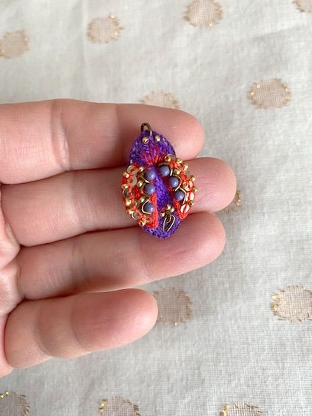 Mini pendentif insecte