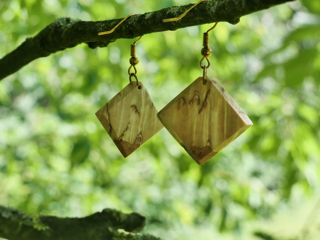 boucles d&#039;oreilles en Bouleau madré