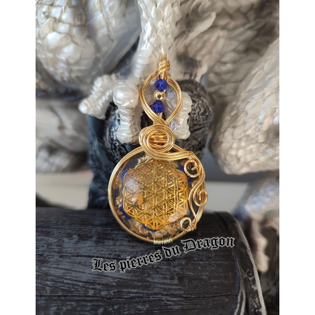 pendentif orgonite artisanal