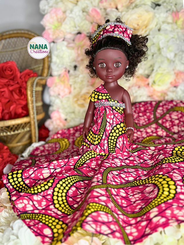 Poupée - Robe en wax rose et jaune Fait Main| Robe longue princesse unique | Cheveux bouclés