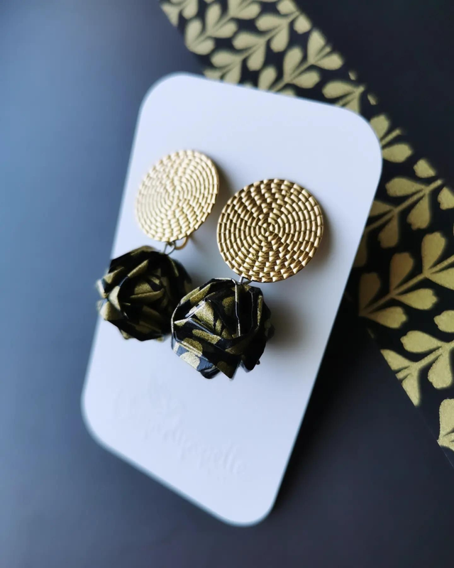 Kusudama noir et doré 