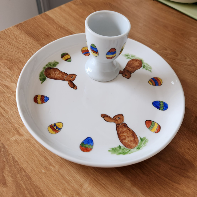 SET Pâques - Assiette lapins et Coquetier