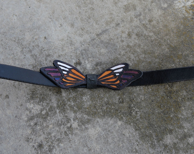 Noeud papillon non binaire