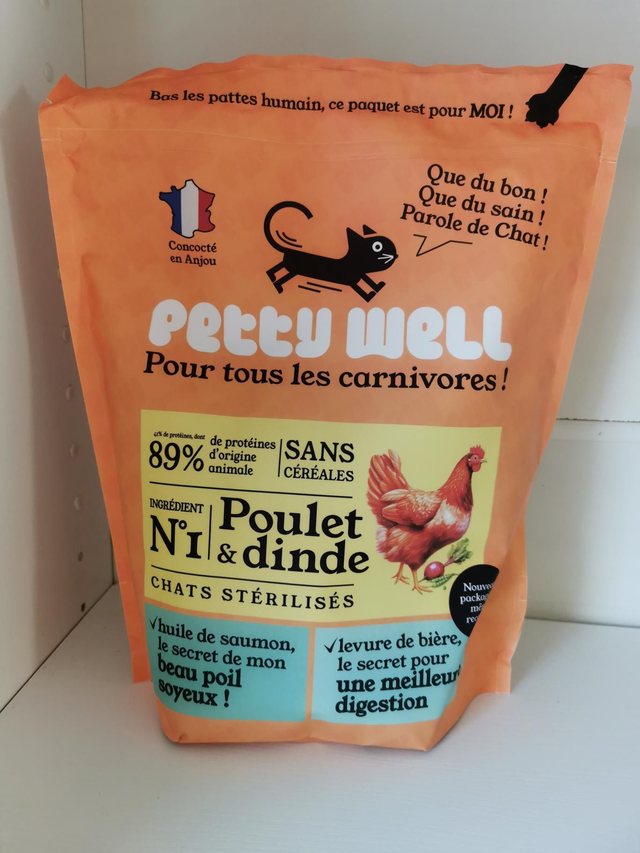 Petty Well Hühnchen - Premium Katzenfutter