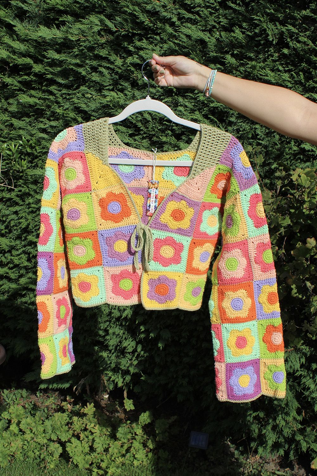 Flower Patchwork Cropped Cardigan