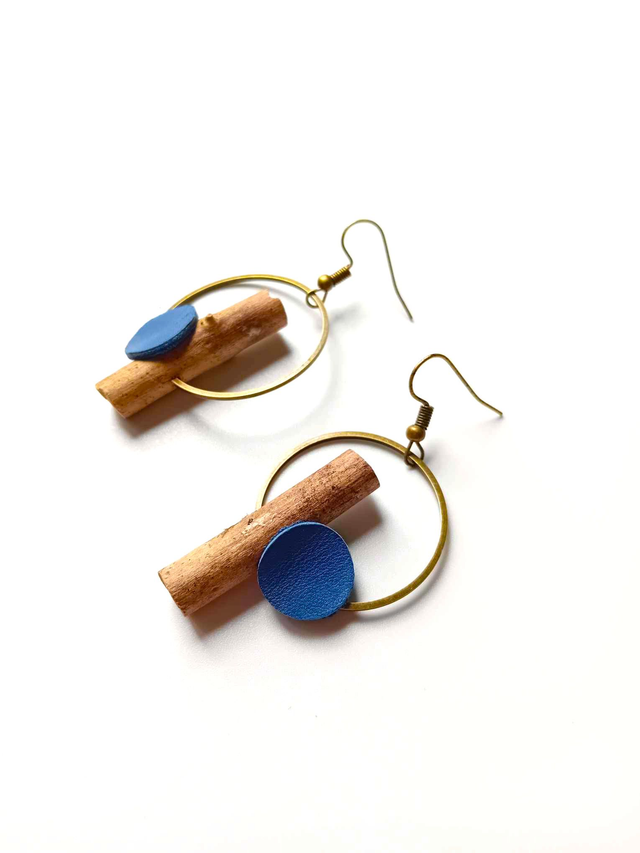 Boucles d'Oreilles Upcyclées en Cuir Recyclés et Bois Auvergnat - Géométriques Naturelles