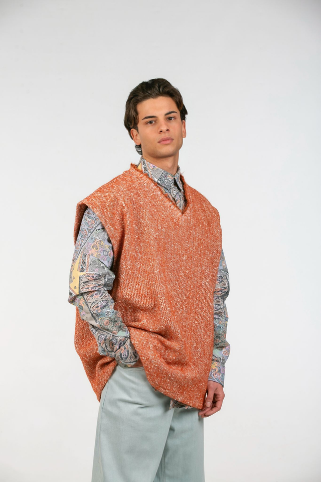 WOOL VEST “TERRA DI SIENA”