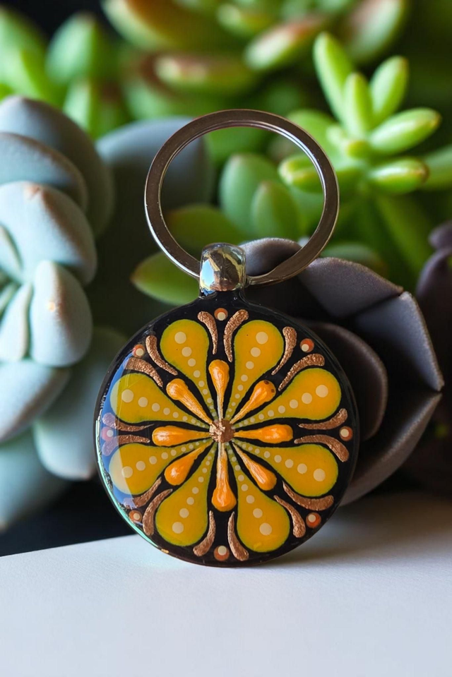 Porte-clés rond mandala peint recto verso orange et cuivré, mandala pointillisme