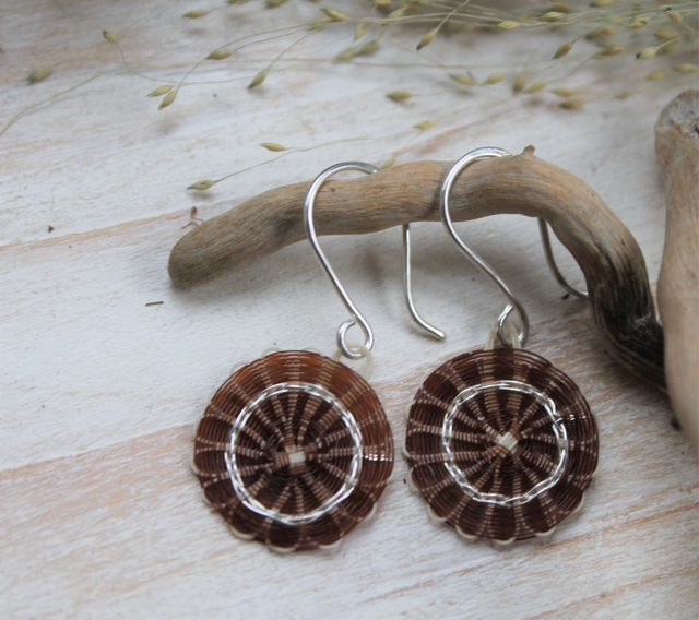 Boucles d'oreilles tissées en crin de cheval