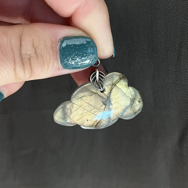 Pendentif en Labradorite Nuage d’orage et bélière argent