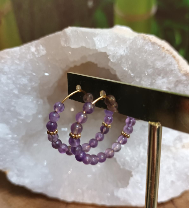 Boucles d&#039;oreilles en améthyste