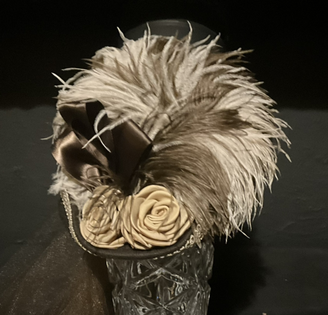 Victorian Style Hat (Brown &amp; Crème)