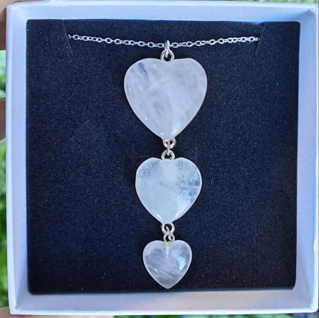 Rose Quartz Hearts Necklace