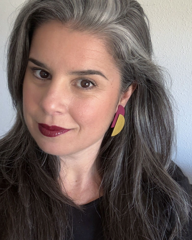 Semicírculos burgundy y dorado