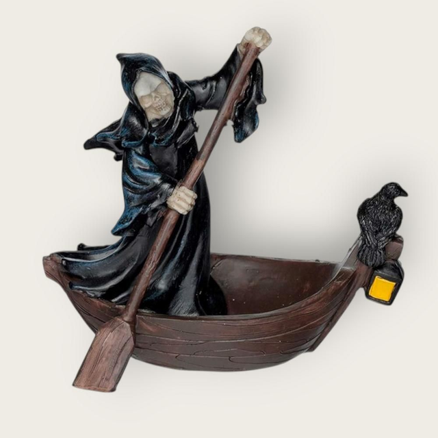 Figurine Faucheuse sur barque