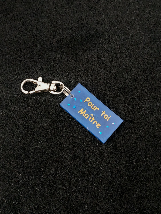 Porte-clés bleu texte personnalisable