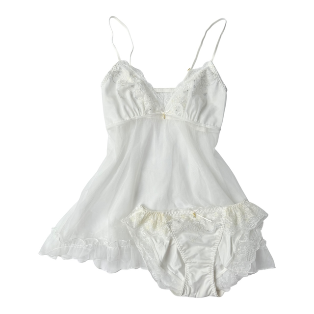 coquette white floral embroidered cups cami with underwear 