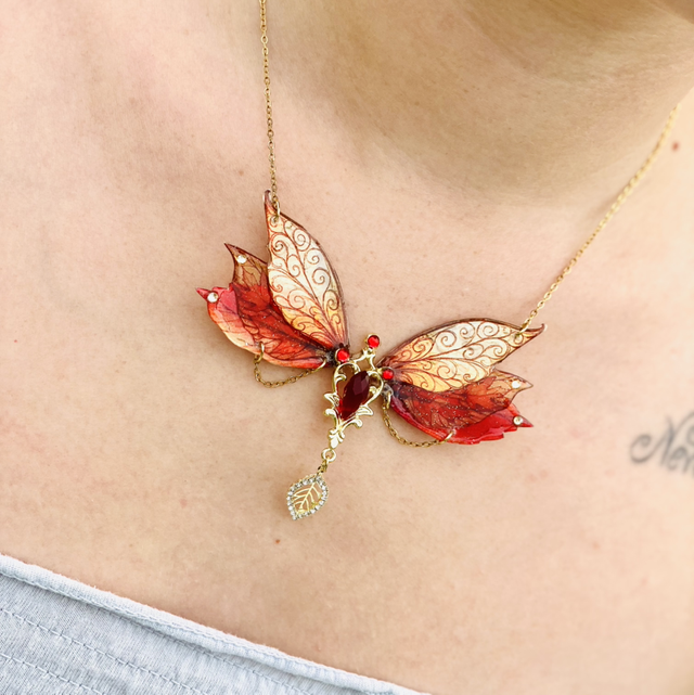 Larme d’ambre enchantée, collier 