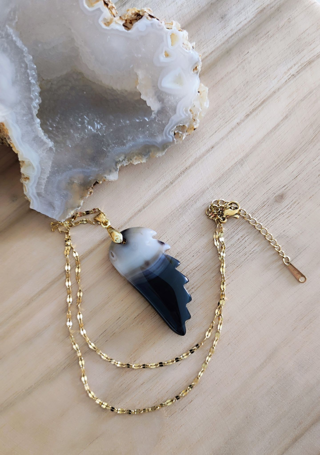 Pendentif "Aile" Agate de Botswana noire