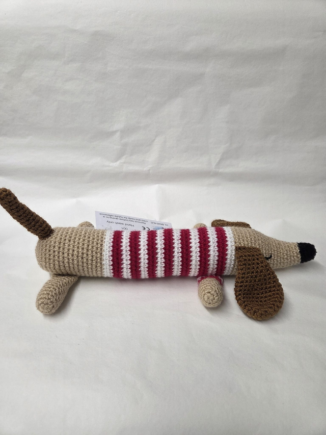 Sleeping Sausage Dog - KL-057