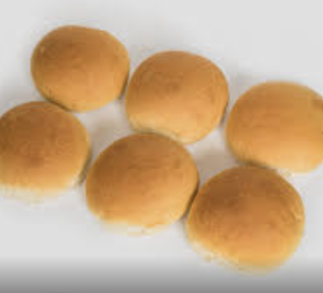Gaytons Soft bread rolls large x 6