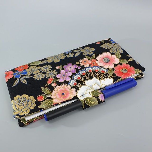 Protège chéquier &quot;Kanako&quot; noir doré