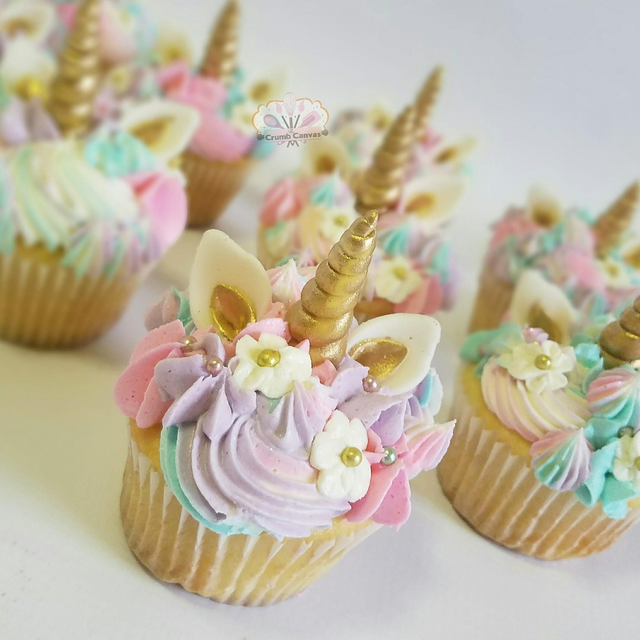 Unicorn Themed Cupcakes 