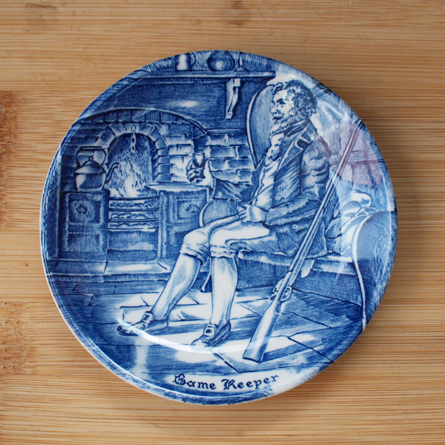 Enoch Wedgwood | Sierschoteltje (diameter 10,5 cm | hoogte 1,5 cm) ‘Game keeper’ motief in blauwe kleur | Vintage