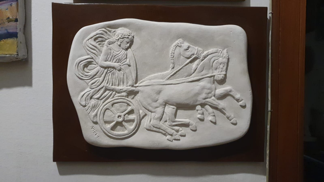 Modello greco su base di legno dim. 37x27 cm