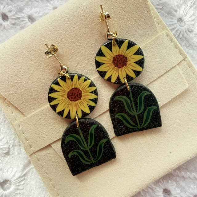 Black Glittery Sunflower Dangly Earrings
