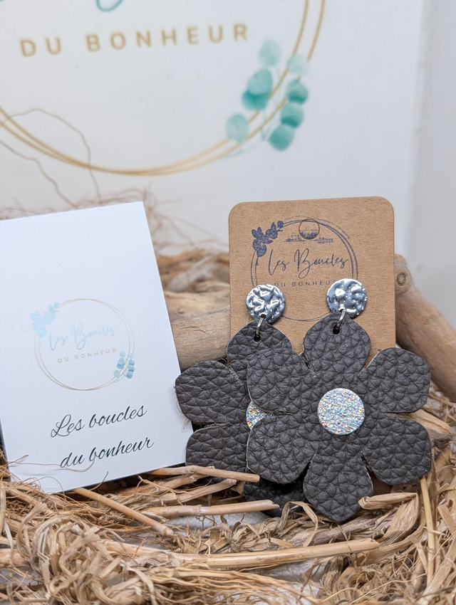 Boucles d'oreilles Ginette gris foncé argenté gi027