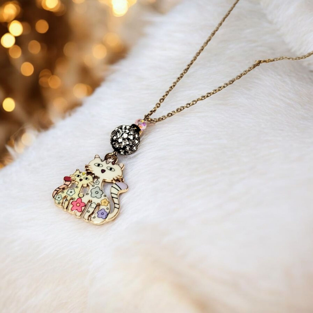 Collier acier inoxydable et cristal parme blanc cassé chats