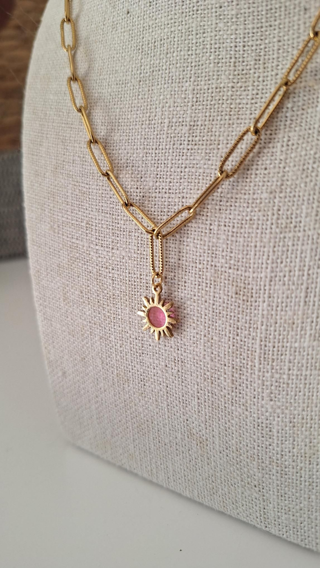Collier soleil corail gros maillons dorés