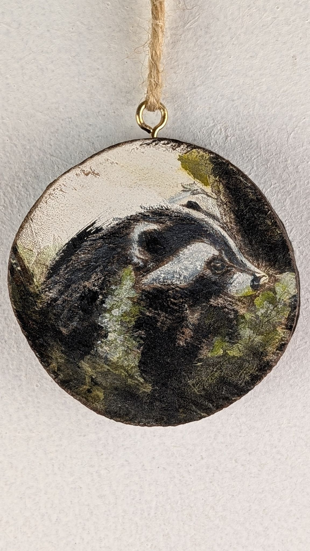 Badger, foliage - Log slice
