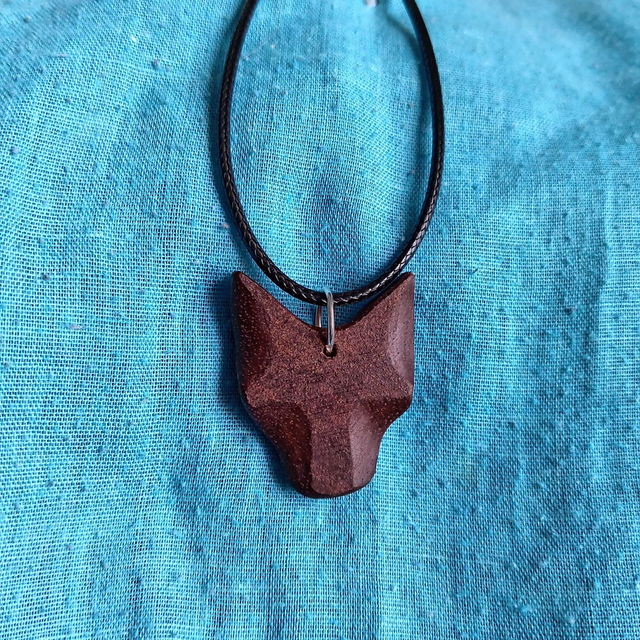Pendentif chien