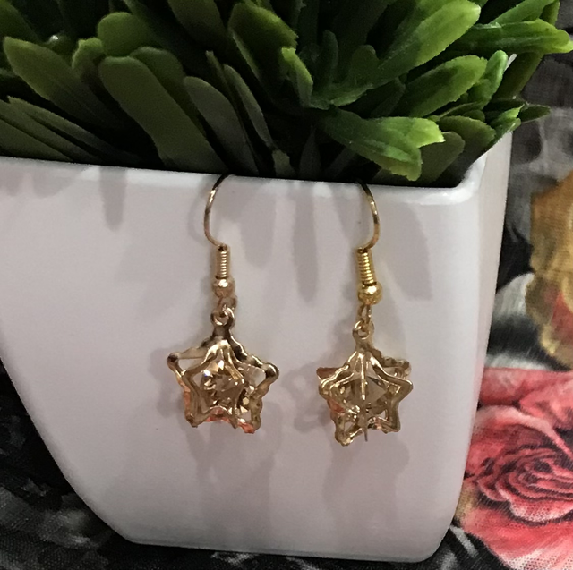 Gold Colour Dangling- GCD51