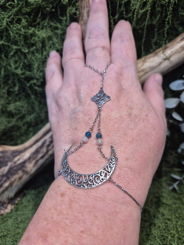 Lune des Murmures - Collection Voile de Main