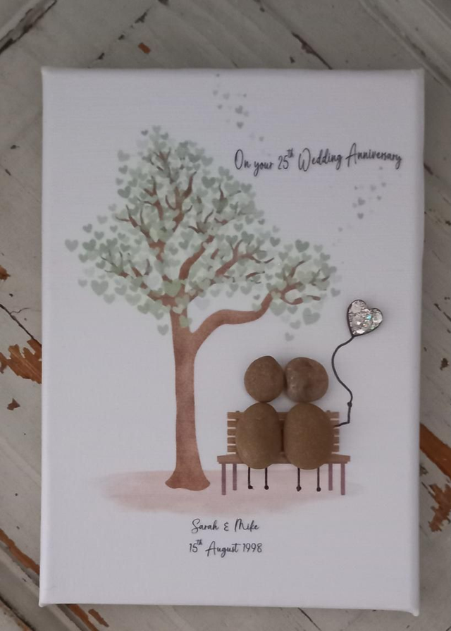 Anniversary gift couple on bench, 25th Wedding Anniversary gift, Personalised anniversary pebble picture 